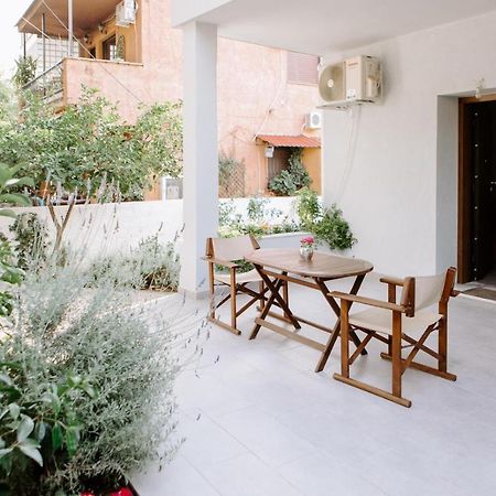 Pine Trees 55 Vila Atenas Exterior foto